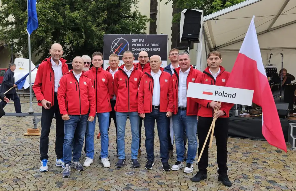 Polska reprezentacja szybowników na 39. Szybowcowych Mistrzostwach Świata