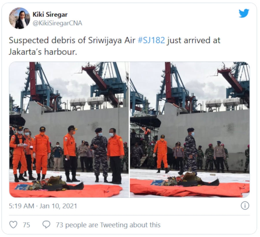 Szczątki samolotu Sriwijaya Air SJ182 właśnie dotarły do portu w Dżakarcie. - Źródło: twitter.com / Kiki Siregar / materiał osadzony w publikacji